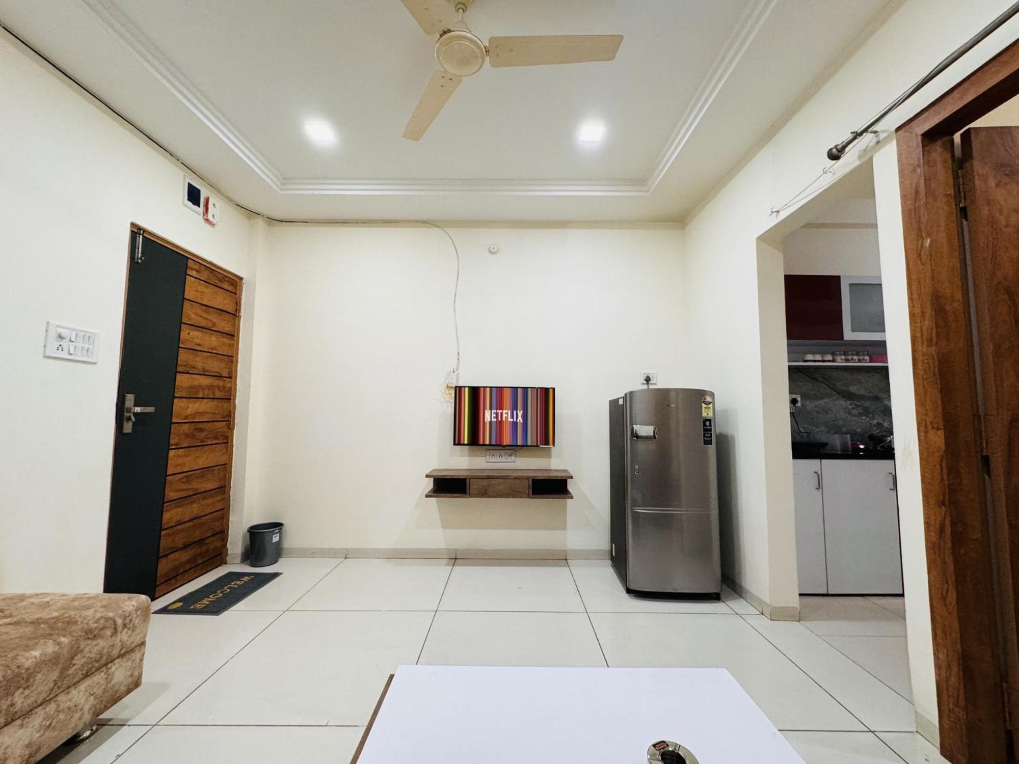 Home Escape 1Bhk Apartment Near Bombay Hospital Indore Exterior photo