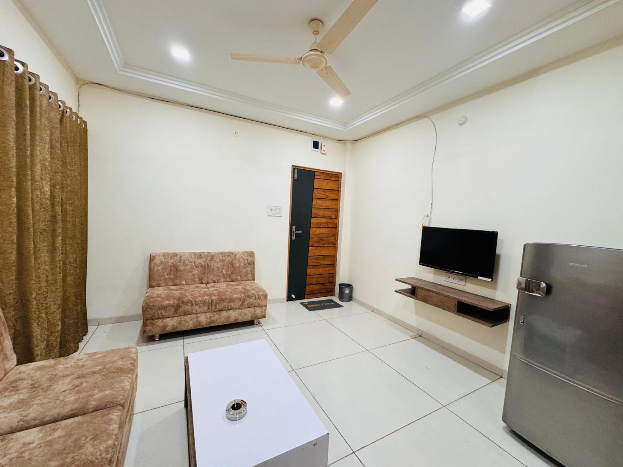 Home Escape 1Bhk Apartment Near Bombay Hospital Indore Exterior photo