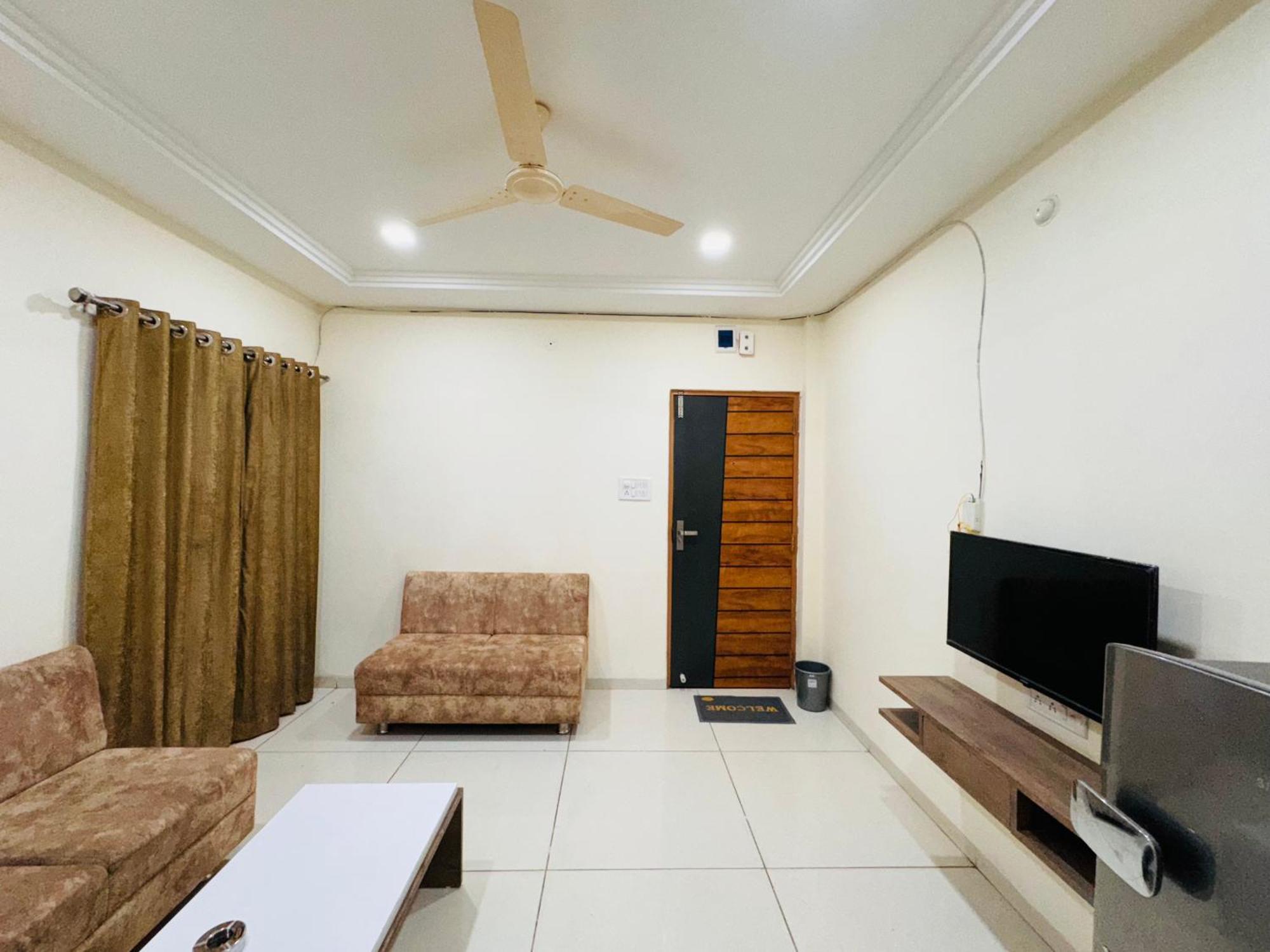 Home Escape 1Bhk Apartment Near Bombay Hospital Indore Exterior photo