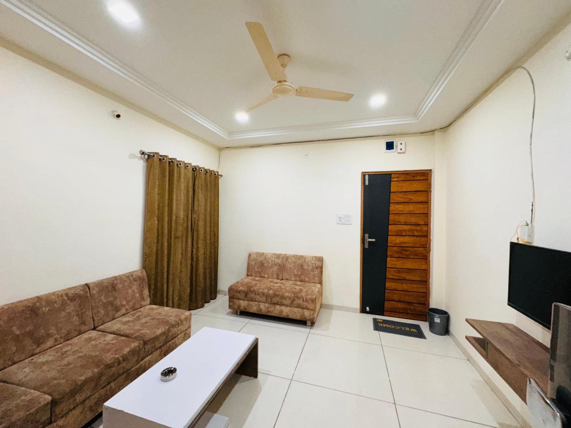 Home Escape 1Bhk Apartment Near Bombay Hospital Indore Exterior photo